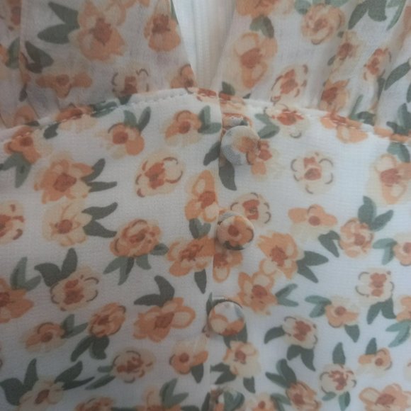 🥳 HOST PICK! 🥳 Seven Wonders floral mini dress (Size XS) - Picture 4 of 9